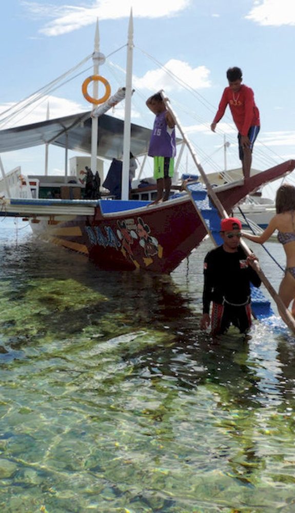 Island-Hopping_cycling_tours-Biking_the_Philippines
